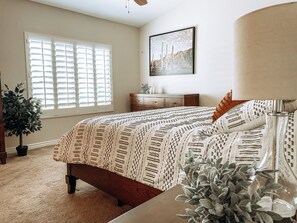 4 bedrooms, desk, iron/ironing board, travel crib