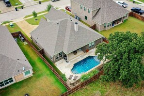 Exterior - ★Private Modern Pool Home ★ Backyard Vibes + More! (Burleson)
