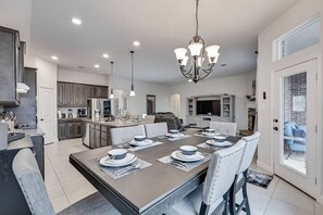 Dining - ★Private Modern Pool Home ★ Backyard Vibes + More! (Burleson)