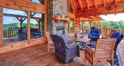 Hocking Hills Laikyns Lodge with Indoor pool- Great View!