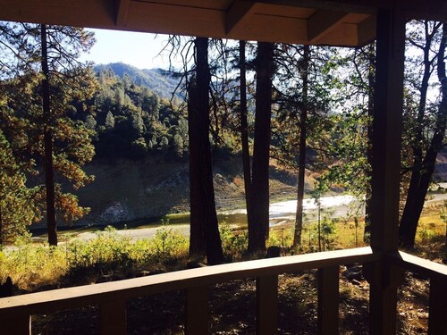 Waterfront Cabin on Shasta Lake