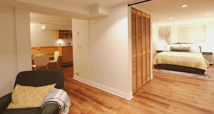 The Burrow: spacious, quiet & free bus pass