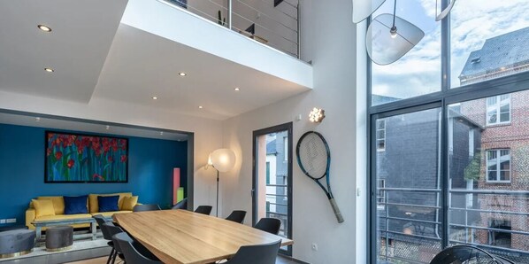 Interior - The Cosmopolitan Architect | Design Home with Rooftop Jacuzzi | 8 Guests (Honfleur)