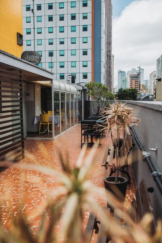 Esquina Batel Hotel