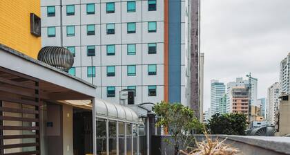 Esquina Batel Hotel