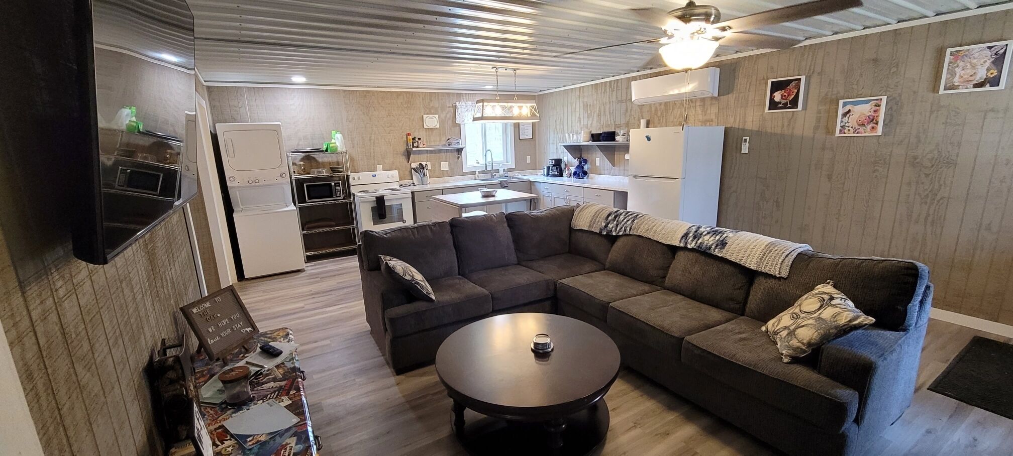 Oak-dog friendly, homestead w/ livestock, quiet, relaxing, hiking, near Caverns