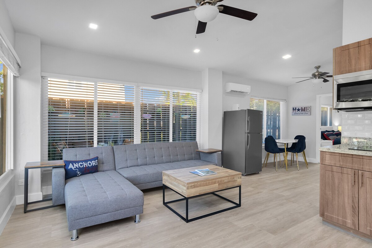 Riverside villa next to Down Town Ft Lauderdale