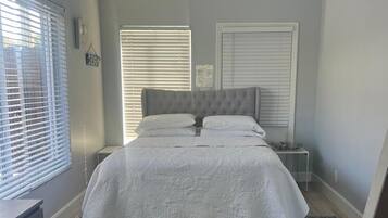 2 Schlafzimmer, Bügeleisen/Bügelbrett, Reisekinderbett, kostenloses WLAN