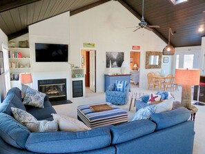 Smart TV, DVD player, books