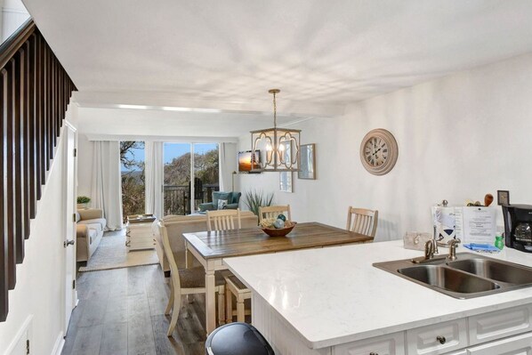 Interior - Villa 477 - Lovely condo with gorgeous ocean views (Jekyll Island)