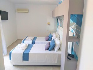 1 chambre, fer et planche à repasser, Wi-Fi gratuit, draps fournis