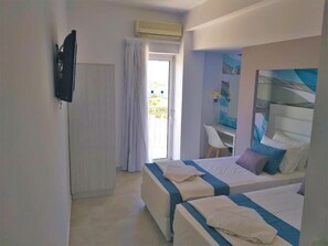 1 chambre, fer et planche à repasser, Wi-Fi gratuit, draps fournis
