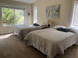 4 bedrooms, iron/ironing board, travel crib, free WiFi