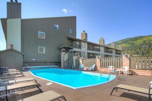 Pool - MTN View | Close to Lifts | Heated Pool | Copper (Copper)