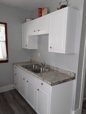 Interior - Geneva on the Lake, Walnut Beach, Lake Shore Park , Lake Erie Vacation Rental (Ashtabula)