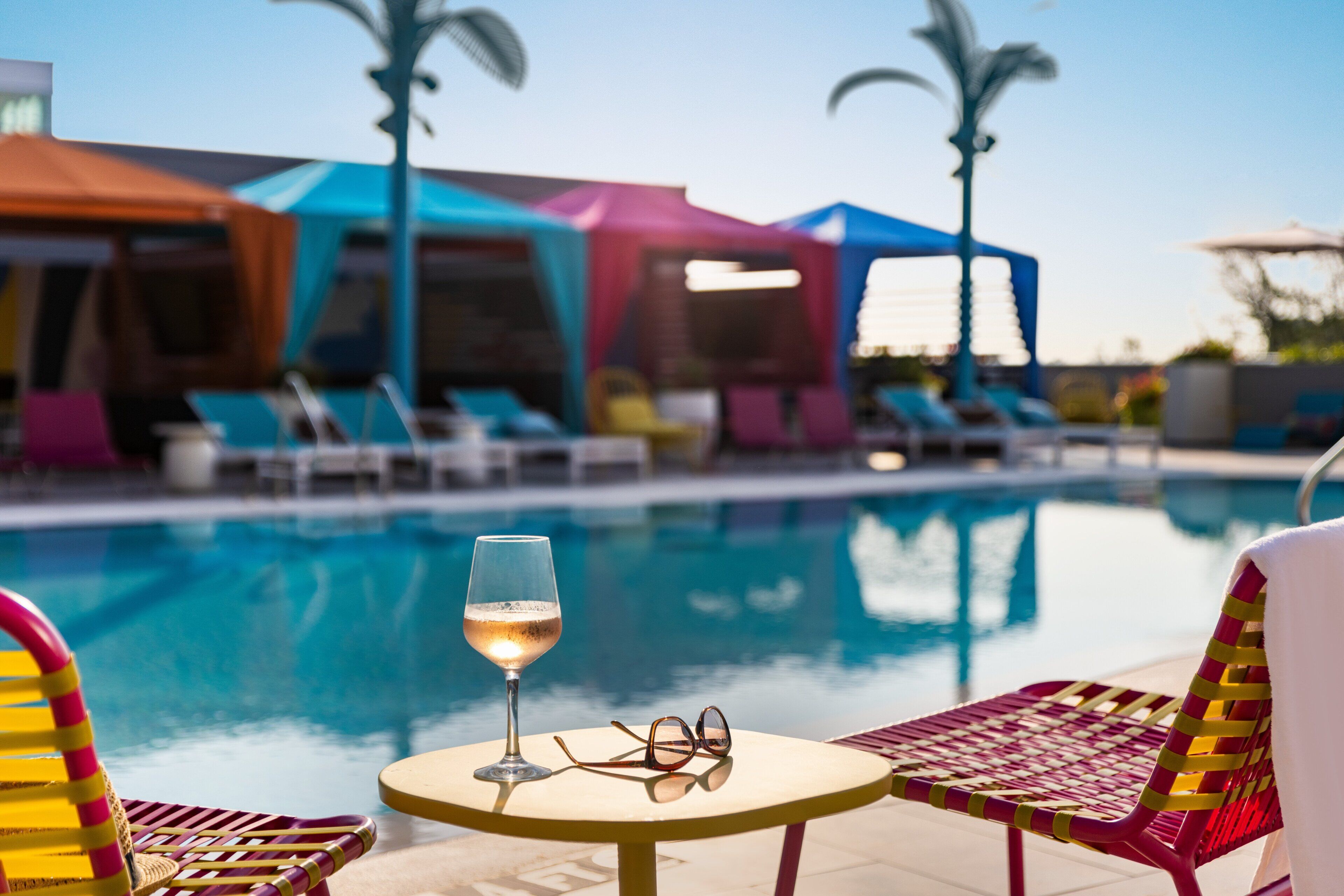 outdoor pool, open 8:00 am to 10:00 pm, pool loungers