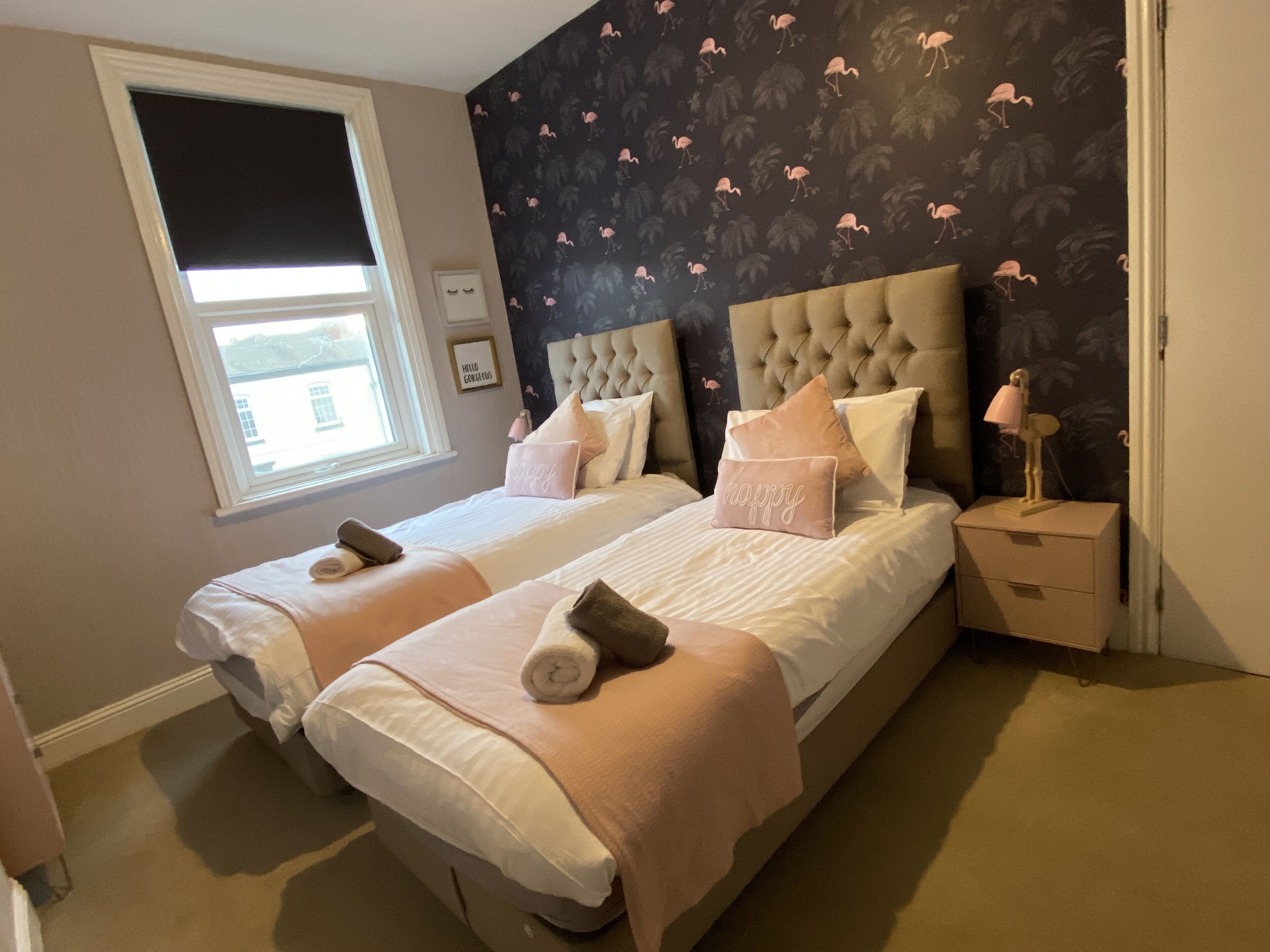 Nhà, có phòng tắm riêng | 5 phòng ngủ 