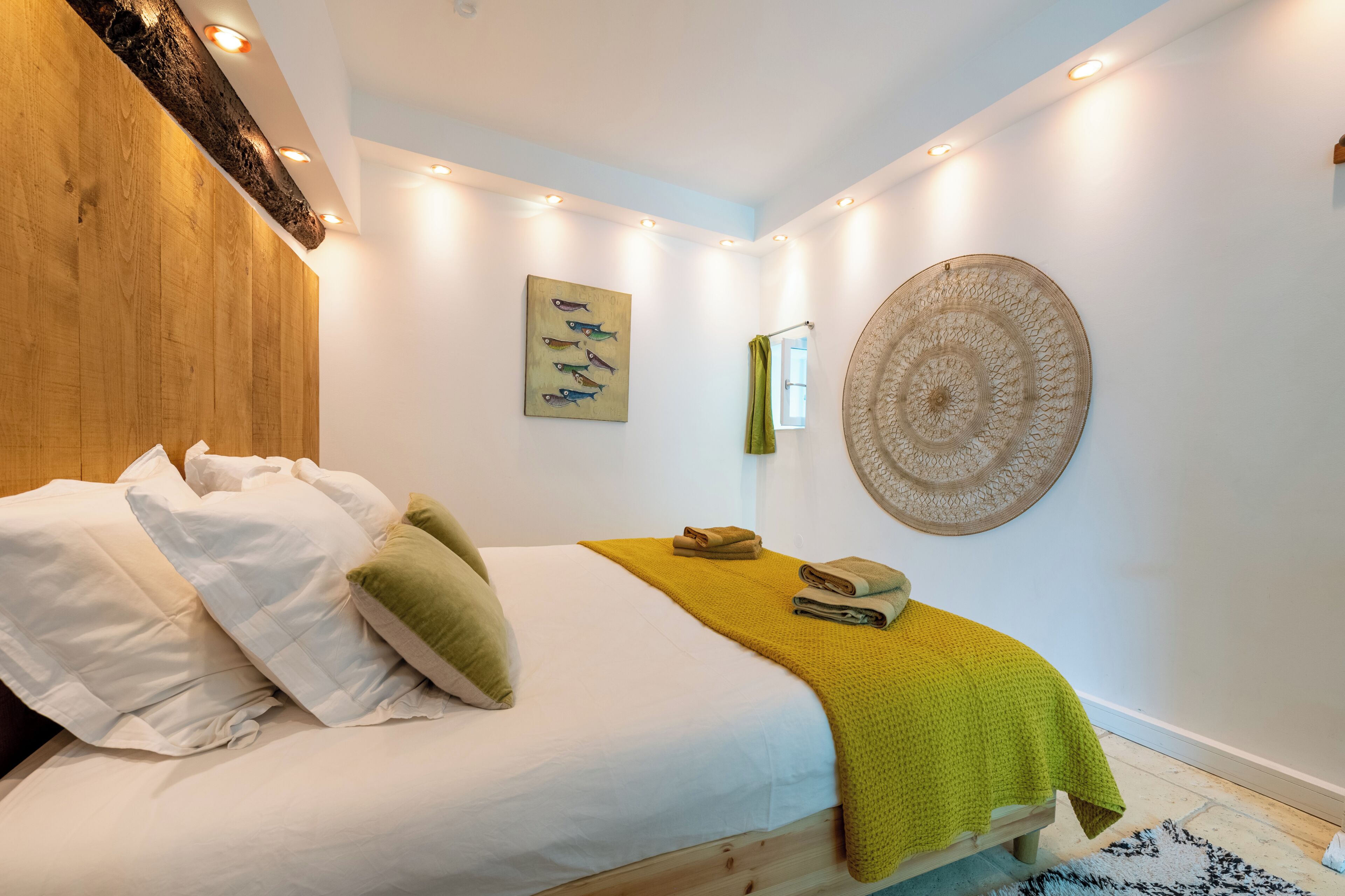 1 chambre, fer et planche à repasser, Wi-Fi gratuit, draps fournis