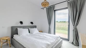 4 Schlafzimmer, Bügeleisen/Bügelbrett, WLAN