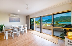 Dining - 2 Bedroom, 2 Bathroom Apartment, 5 minutes to the Main Street (Airlie Beach)