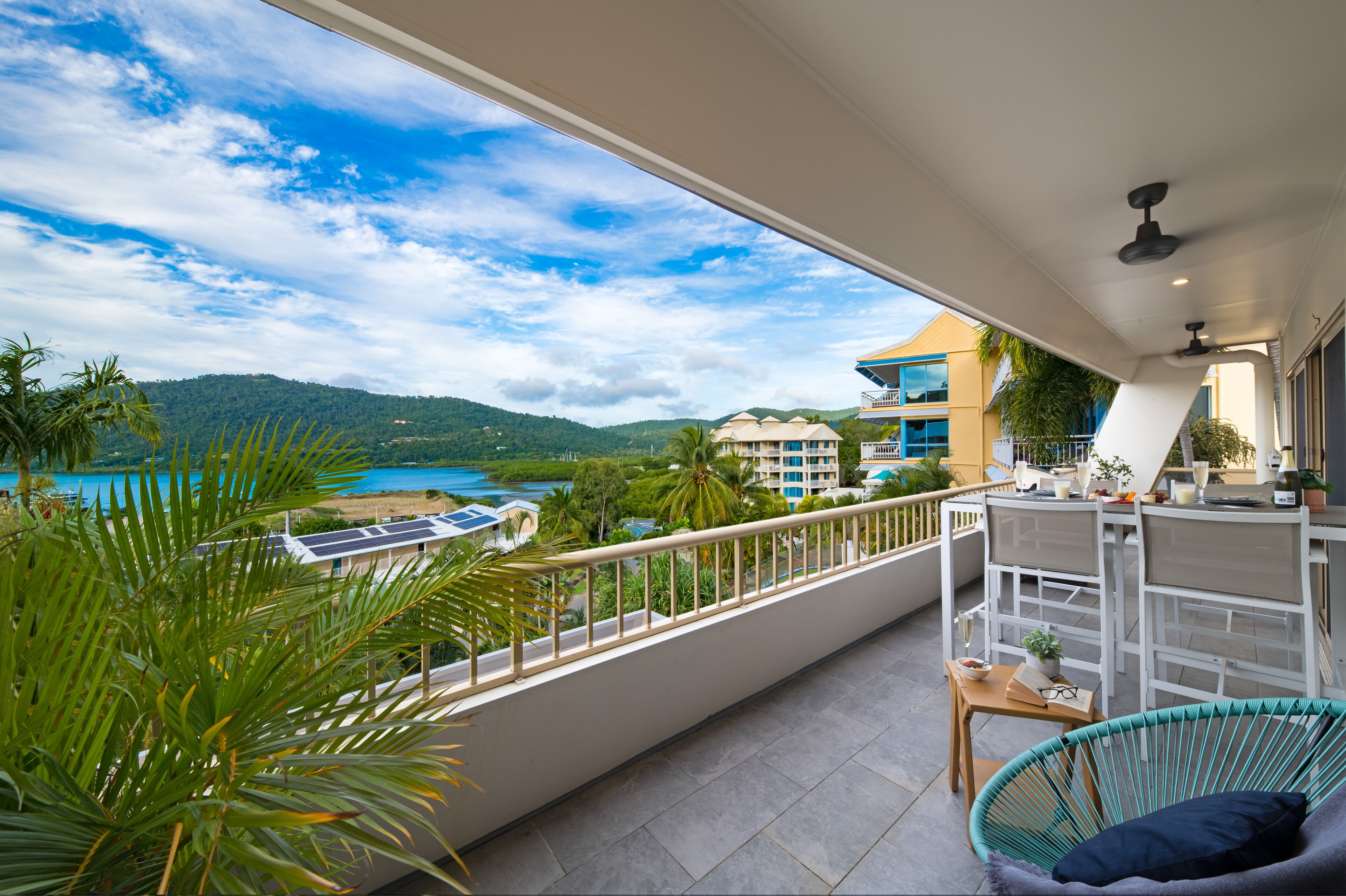 Eagles Nest On Airlie — image 5