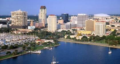 Cozy Condo in the Heart of Downtown St. Pete Unit 103