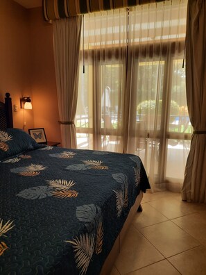 1 chambre, coffres-forts dans les chambres, Wi-Fi gratuit, draps fournis
