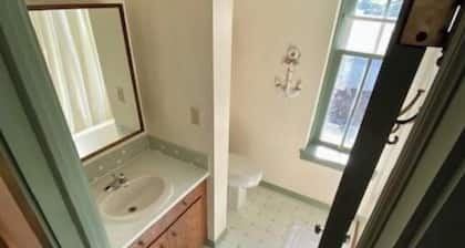 The Carriage House - " Stables Unit "