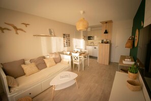 TV - Le Patio in Juno Beach, 100 m from the sea - Parking - Wifi - Cos (Courseulles-sur-Mer)