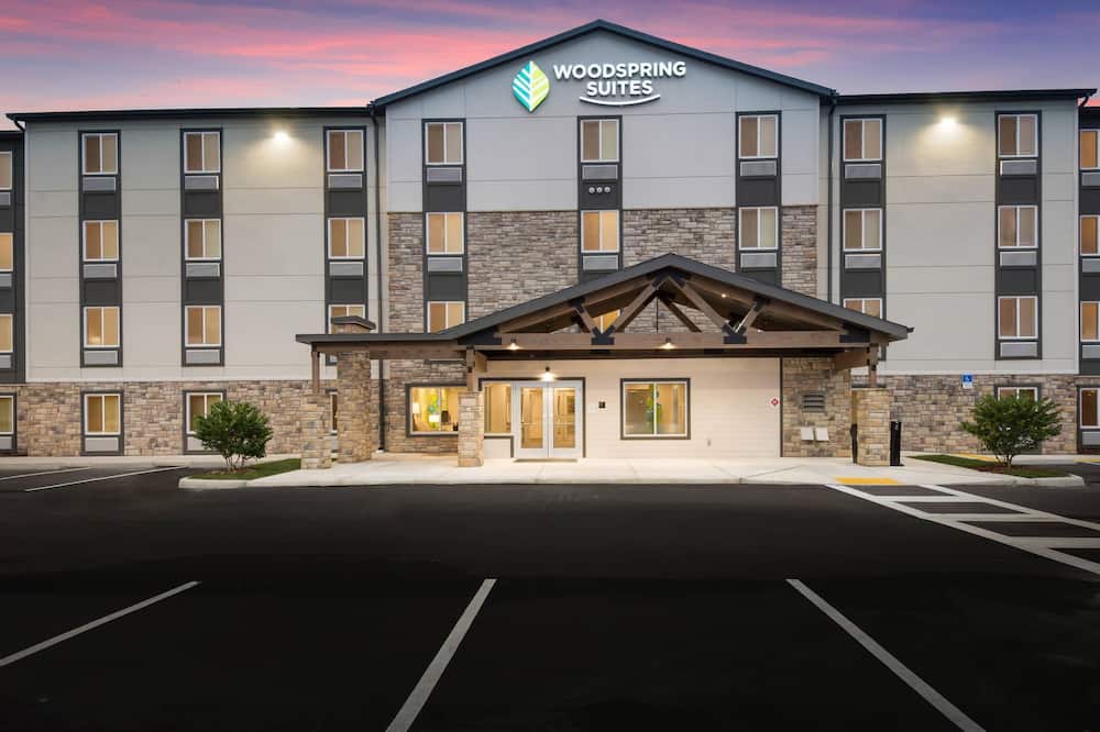 WoodSpring Suites Tampa Airport North Veterans Expressway