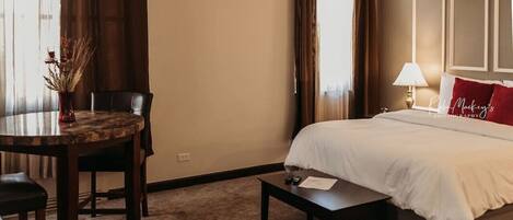 1 dormitorio, tabla de planchar con plancha, wifi gratis y ropa de cama