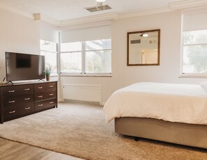 1 makuuhuone, silitysrauta/-lauta, Wi-Fi, vuodevaatteet