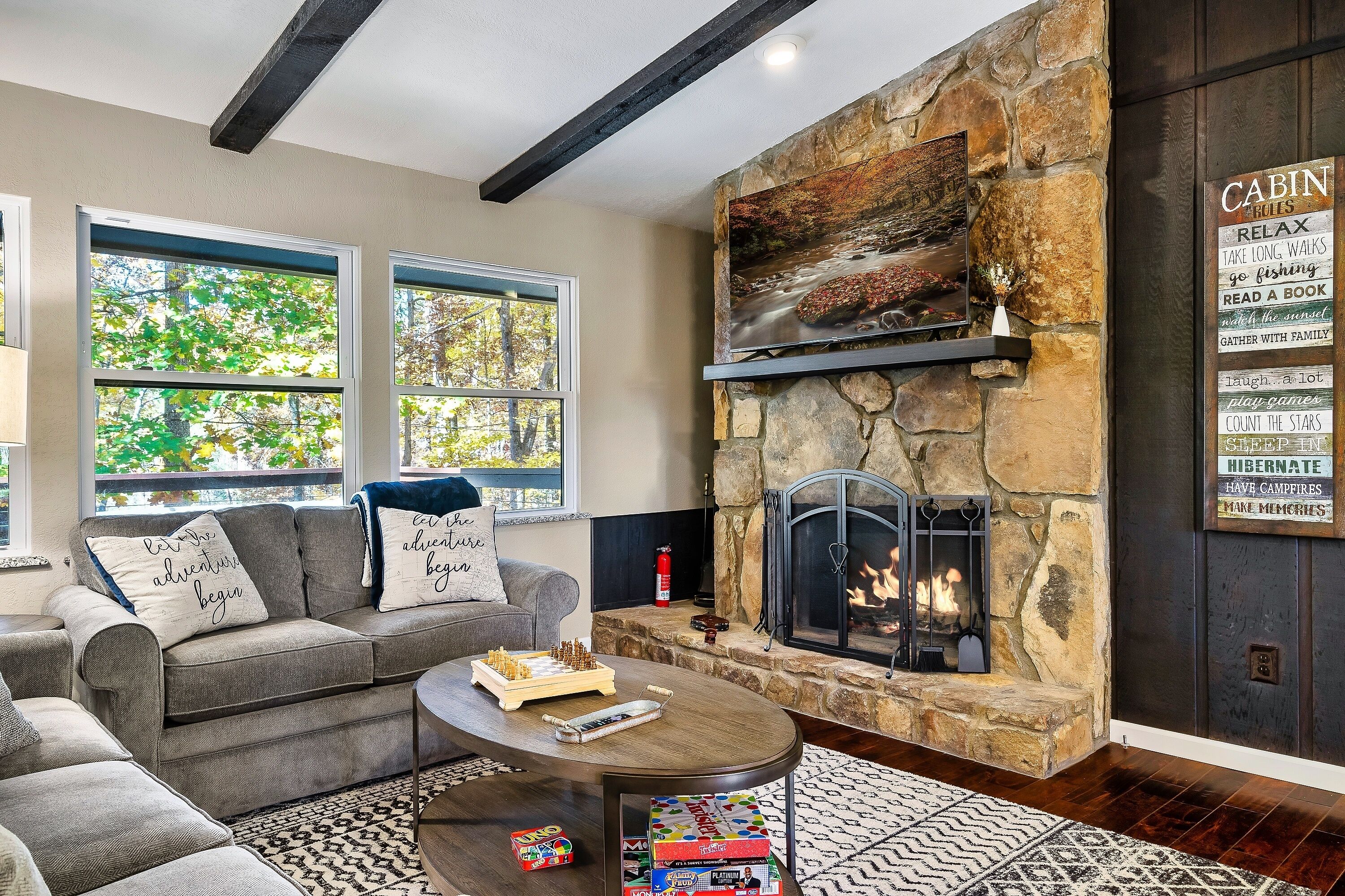 Smart TV, chimenea