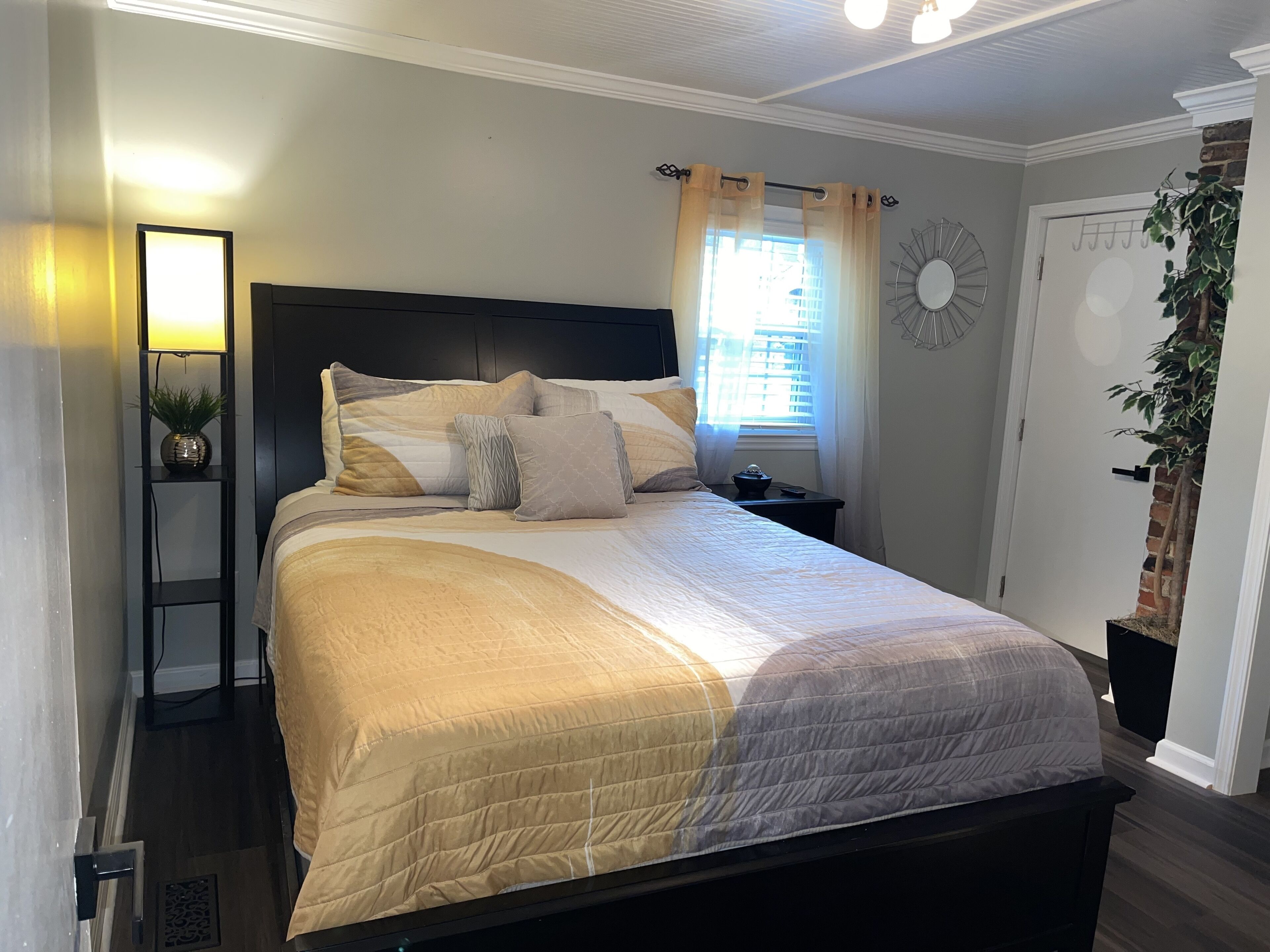 2 Schlafzimmer, Bügeleisen/Bügelbrett, WLAN, Bettwäsche
