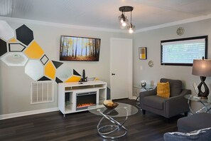 Televisión, chimenea