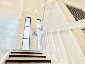 Interior - 6 Lake st, 4 bedroom , 3 bathroom, 4 toilets, kitchen upstairs and downstairs (Lakes Entrance)