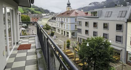 Confortable appartement pour 8 personnes avec WIFI, TV, terrasse, animaux admis et parking