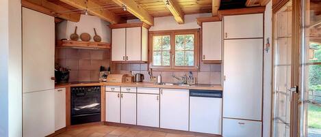 Oven, dishwasher, high chair