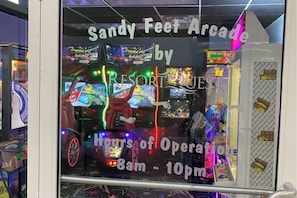 Games room - Drift Away @ Tidewater Beach Resort - oceanfront premium location 1st floor (Panama City Beach)
