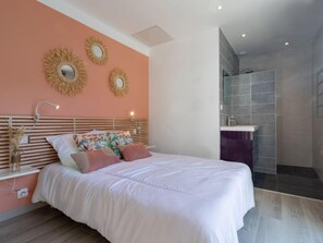 3 bedrooms, WiFi