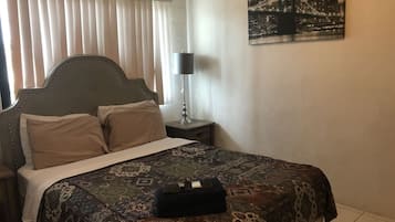 2 多间卧室、WiFi、床单