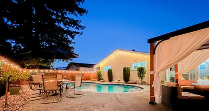 Home near Calistoga w/ heated pool & hot tub