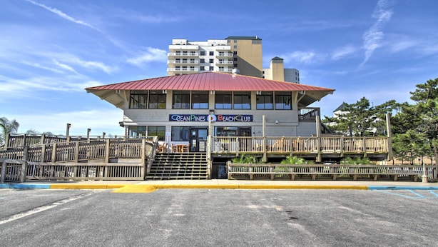 Exterior - Pool, Trail Access! Dog-Friendly Ocean Pines Haven (Ocean Pines)