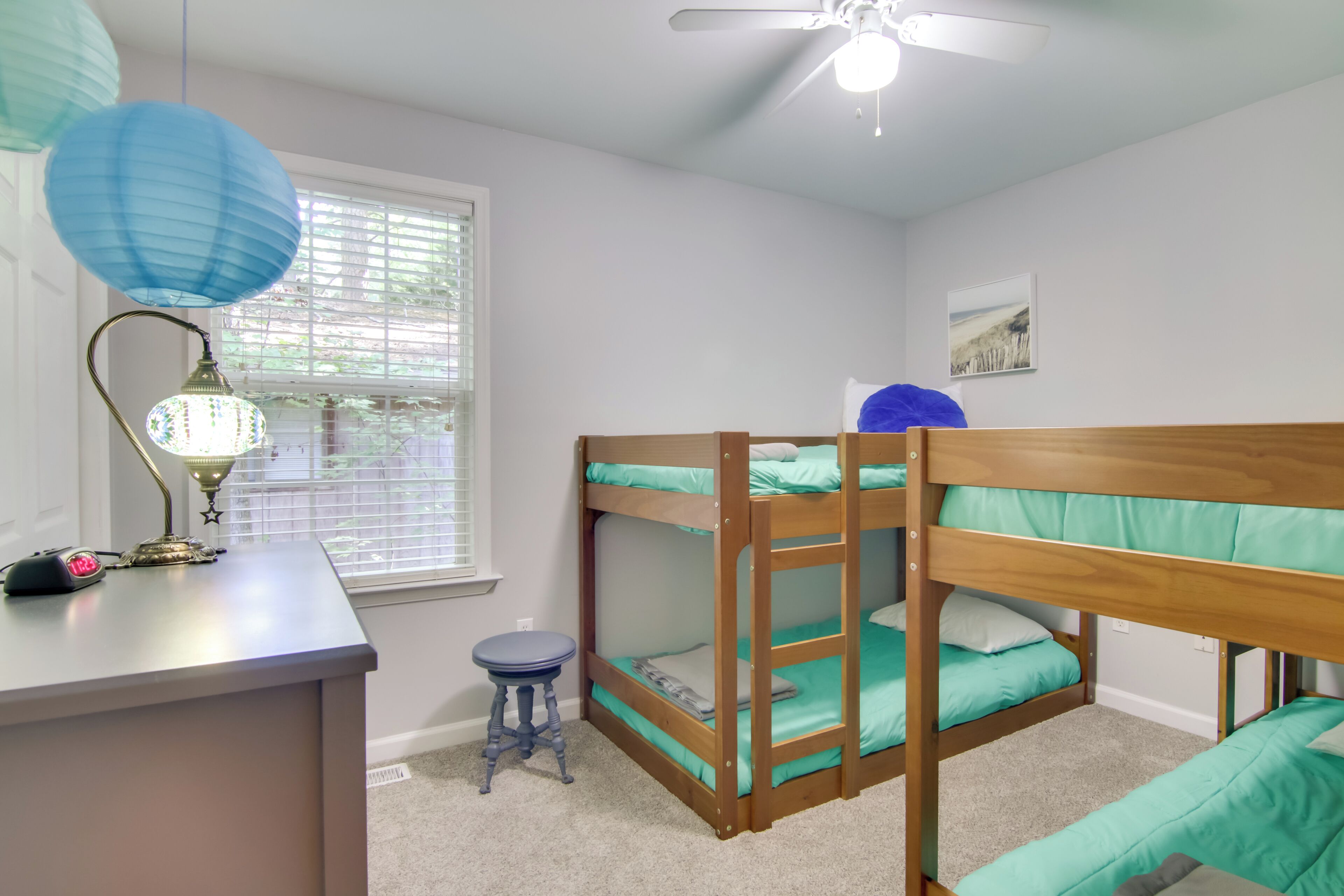 3 bedrooms, desk, laptop workspace, iron/ironing board