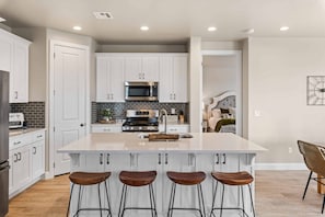 Townhome, 4 Bedrooms | Private kitchen | Fridge, oven, coffee/tea maker, toaster - The Jungalow by RedAwning (Washington)