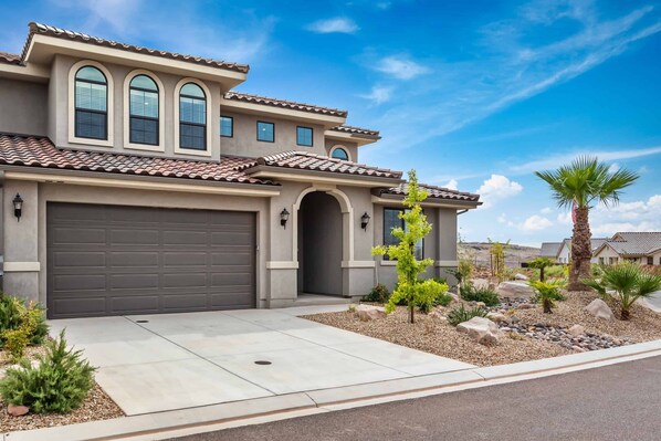 Townhome, 4 Bedrooms | Exterior