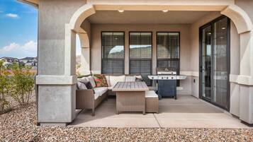 Townhome, 4 Bedrooms | BBQ/picnic area