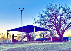 Children’s area - 3Mins.Fort Bliss/Airport-Pet Friendly-Amenities Overload  (El Paso)