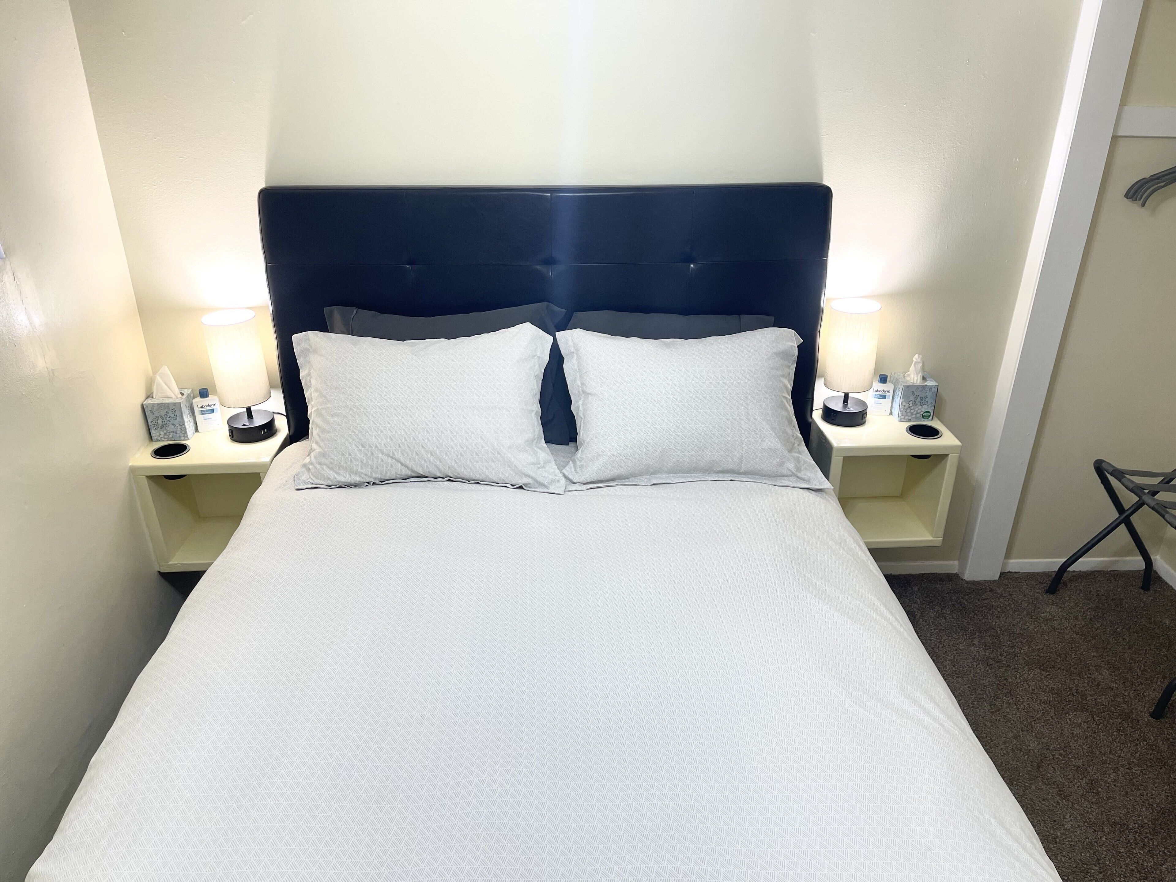 3 chambres, fer et planche à repasser, lit parapluie, Wi-Fi gratuit