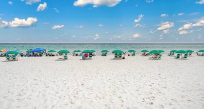 🦩Updated Corner Condo at The Iconic Gulf Dunes Resort~Gulf-Front Condo With Sweeping Views 🦩